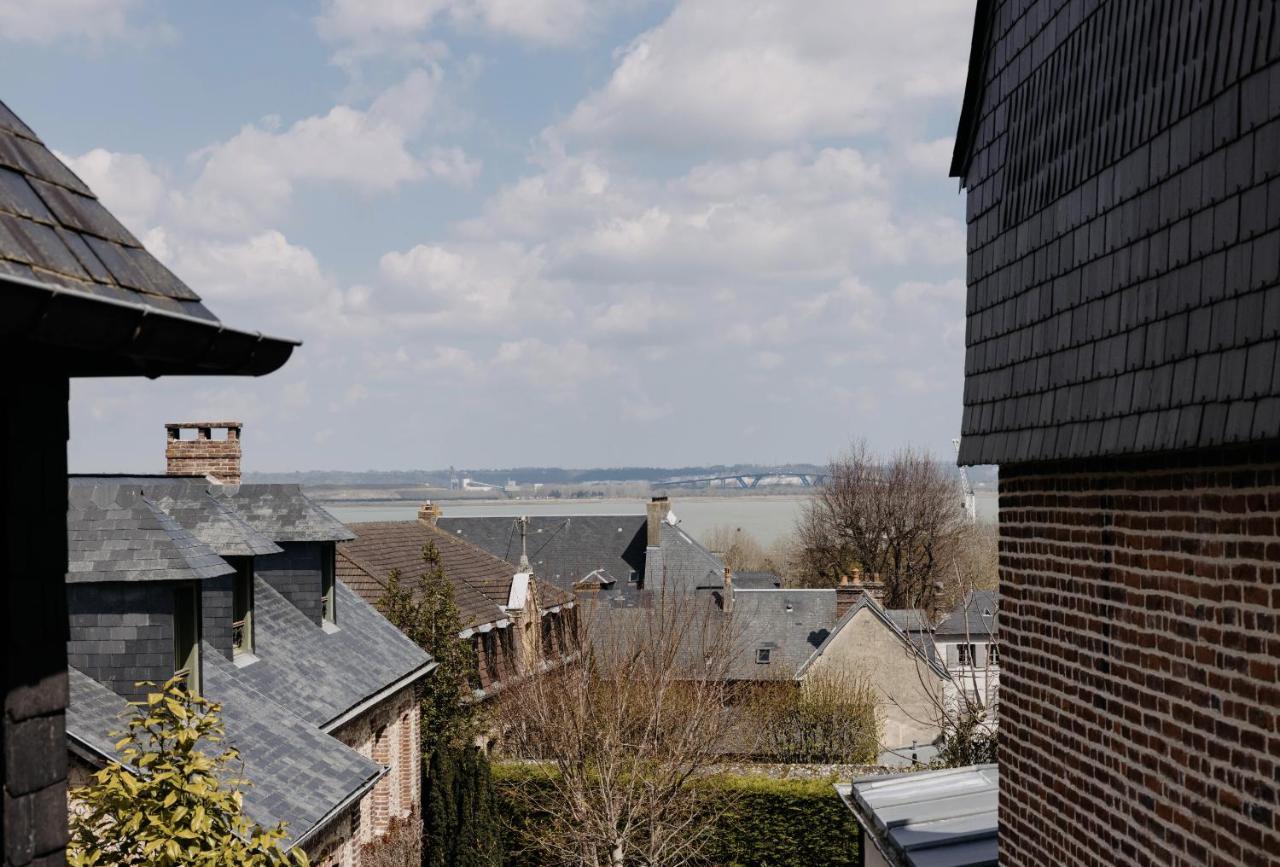 La Maison De Lucie Hotel Honfleur Exterior photo