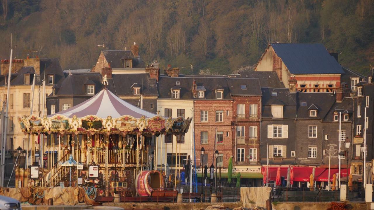 La Maison De Lucie Hotel Honfleur Exterior photo